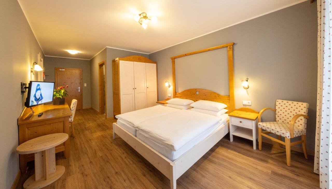 Hotel Hellweger Campo Tures Esterno foto